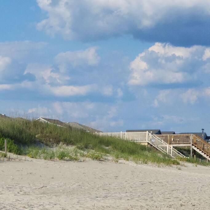Whole House - Short Walk To The Beach Ocean Isle Beach Exterior photo